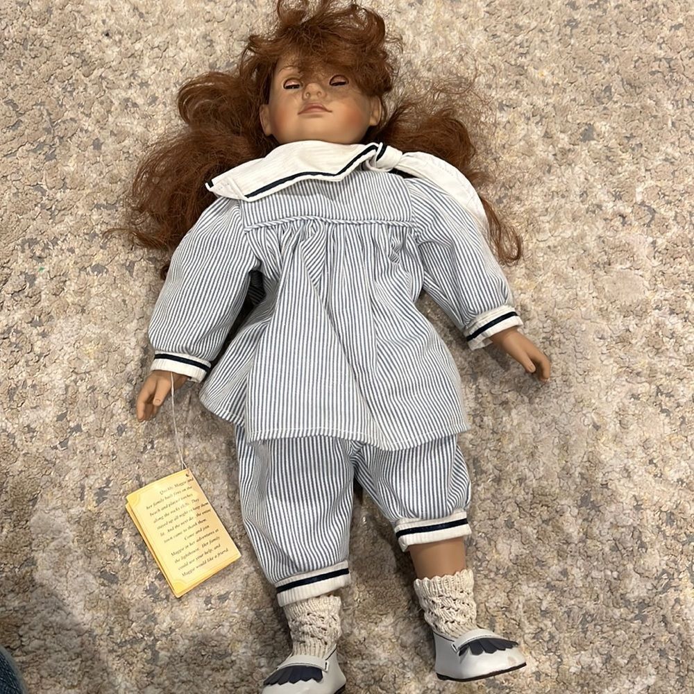 VTG Best Friends Maggie by Heidi Ott Doll eyes close and open as doll lays‎ NWT